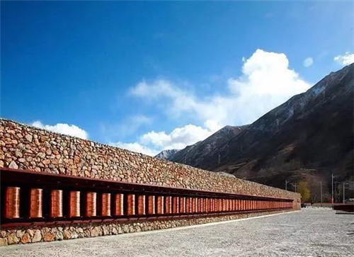 孟建民：談建筑的屬性