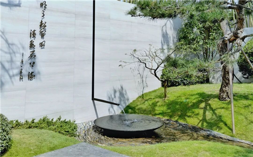 吉盛園林| 從國(guó)畫(huà)中走出來(lái)的融創(chuàng)·山曉