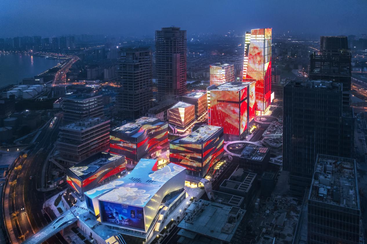 信達科技王春龍：用光溫暖世界