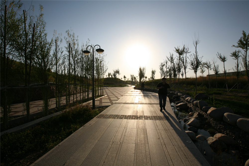 章俊華作品丨差異中的表述——博樂金三角工業區帶狀公園（一期）