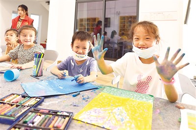 江西講究村:藝術鄉村鋪染“五彩夢”