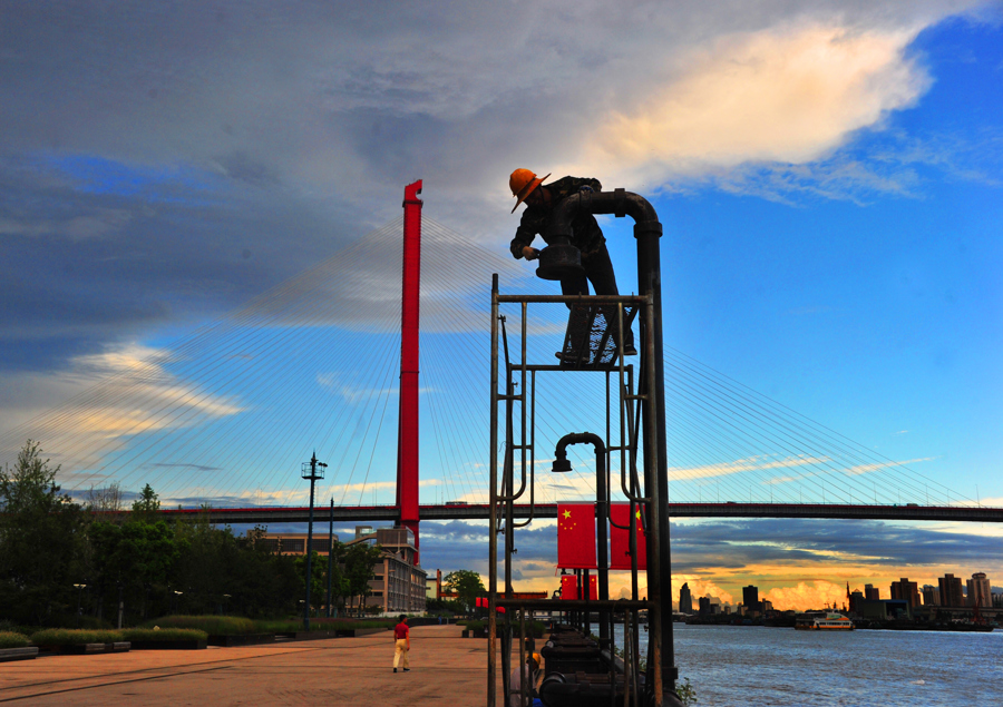 黃浦江畔百年工業區,何以轉型世界級都市濱水區?
