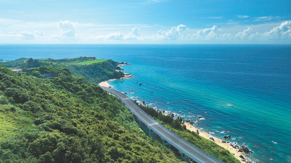 國家海岸一號風景道海南環島旅游公路全線通車