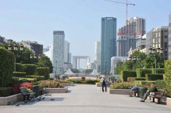 阿蘭·普羅沃作品(四)：巴黎拉德芳斯大道