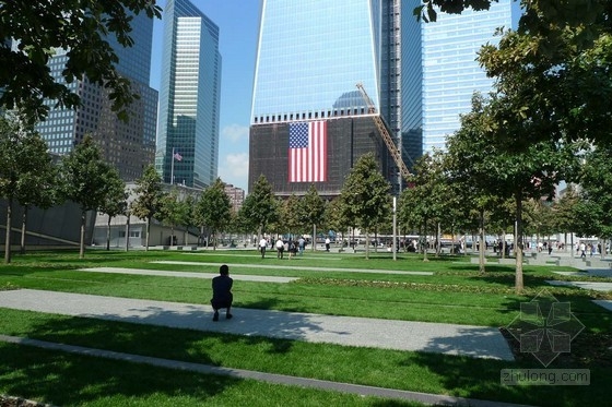 PWP景觀事務所設計的911國家紀念館