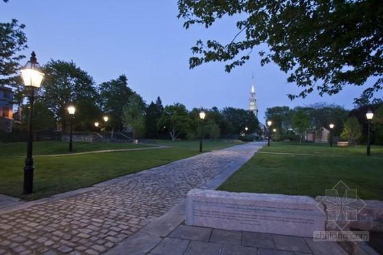 Maya Lin設計的紐波特“會客廳”公共景觀