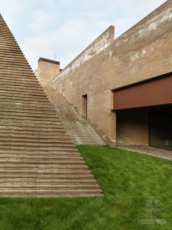 Archea設計的意大利Merate廣場