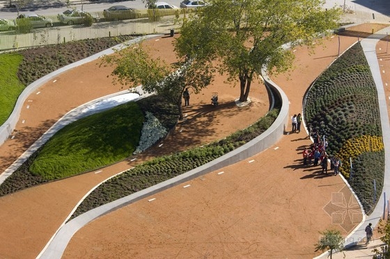 西班牙格蘭納達的ERAS DE CRISTO公共空間場地規劃