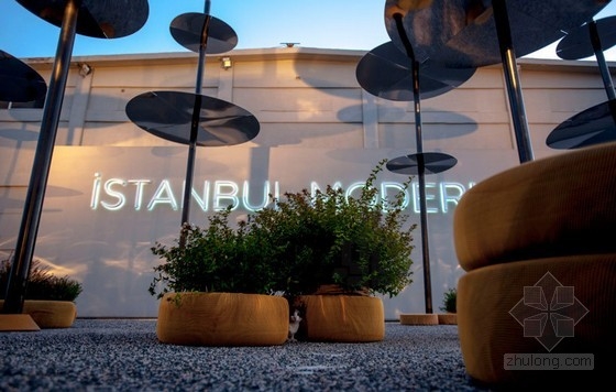 SOArchitecture設計的天空斑點休憩空間