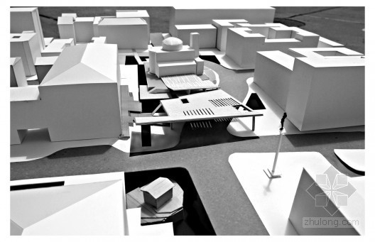 NC-Office設計的保加利亞斯維塔尼德亞浮動廣場入口