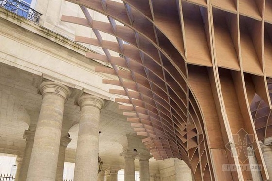 Robin Juzon設計的華夫餅型木亭