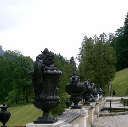 德國林德霍夫?qū)m局部外觀圖