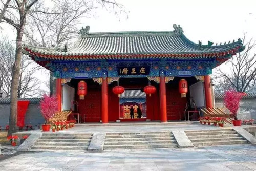 古建筑中古門的藝術形式