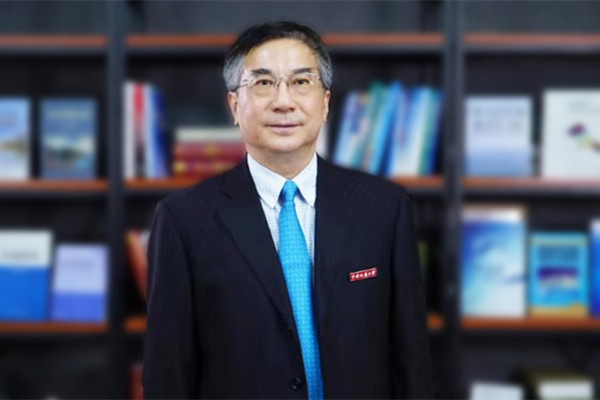 王焰新：湖泊富營養化成因與防治的環境地質研究